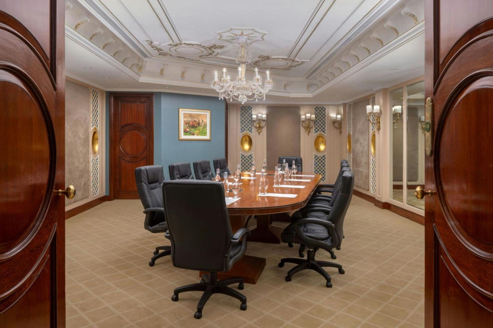 Itc Windsor, A Luxury Collection Hotel,